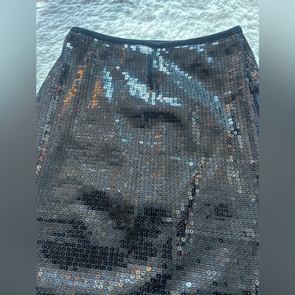 Talula Aritzia Sequin Pencil Skirt XS - Picture 2 of 9